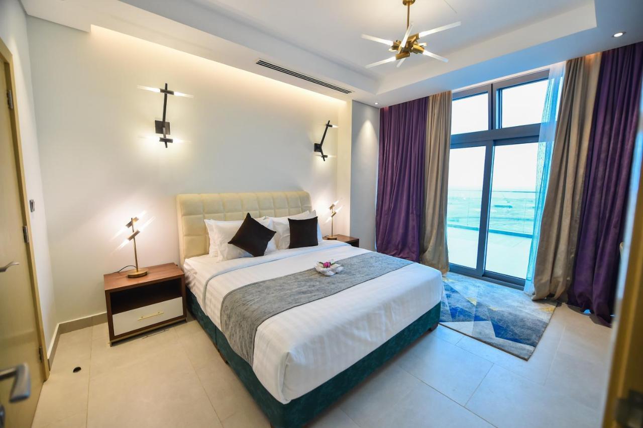 Waterfront Hotel Apartment Lusail Exterior photo A bedroom at the hotel