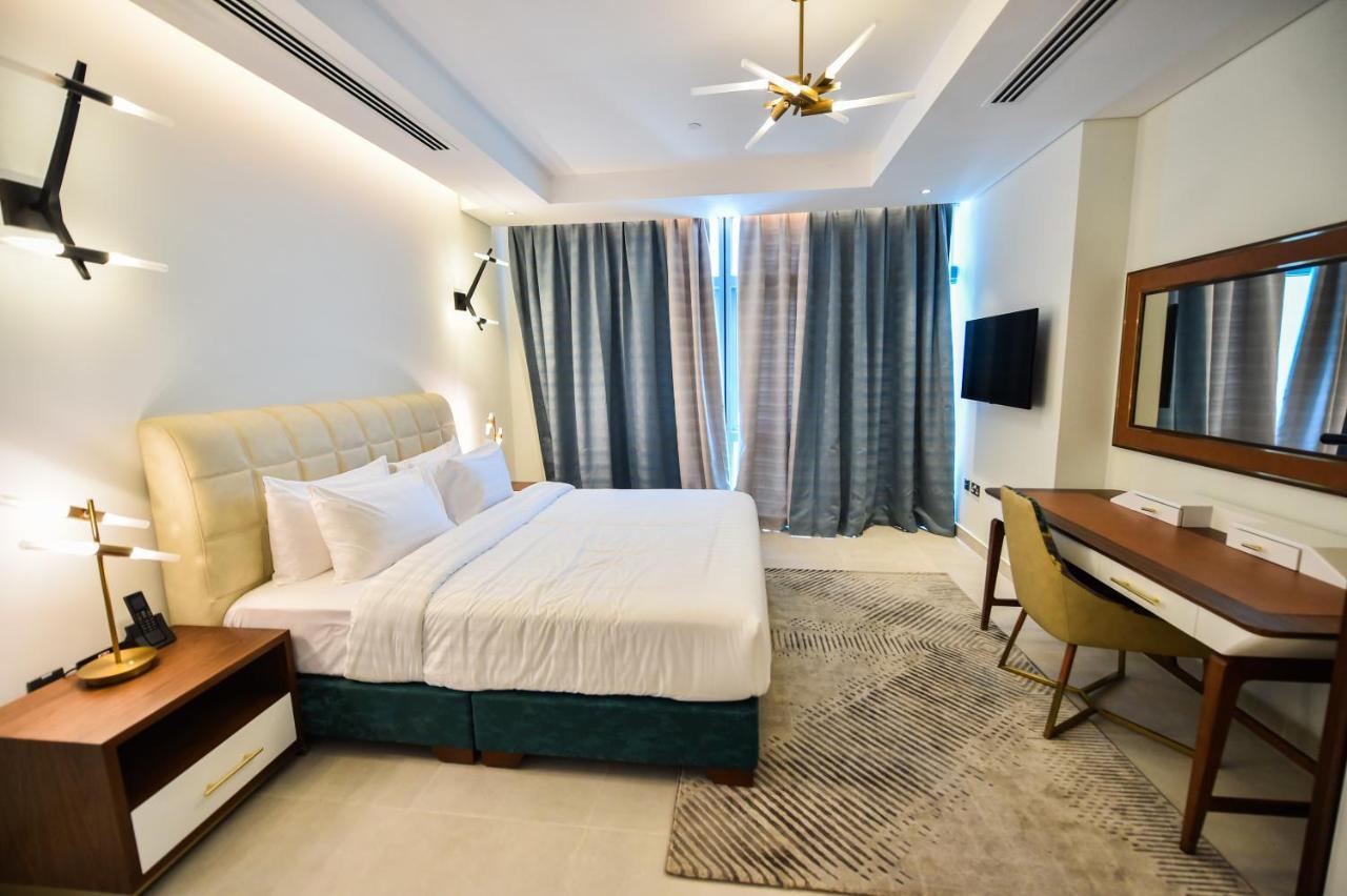 Waterfront Hotel Apartment Lusail Exterior photo A bedroom at the hotel