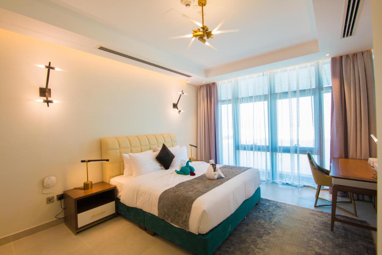 Waterfront Hotel Apartment Lusail Exterior photo Deluxe Room