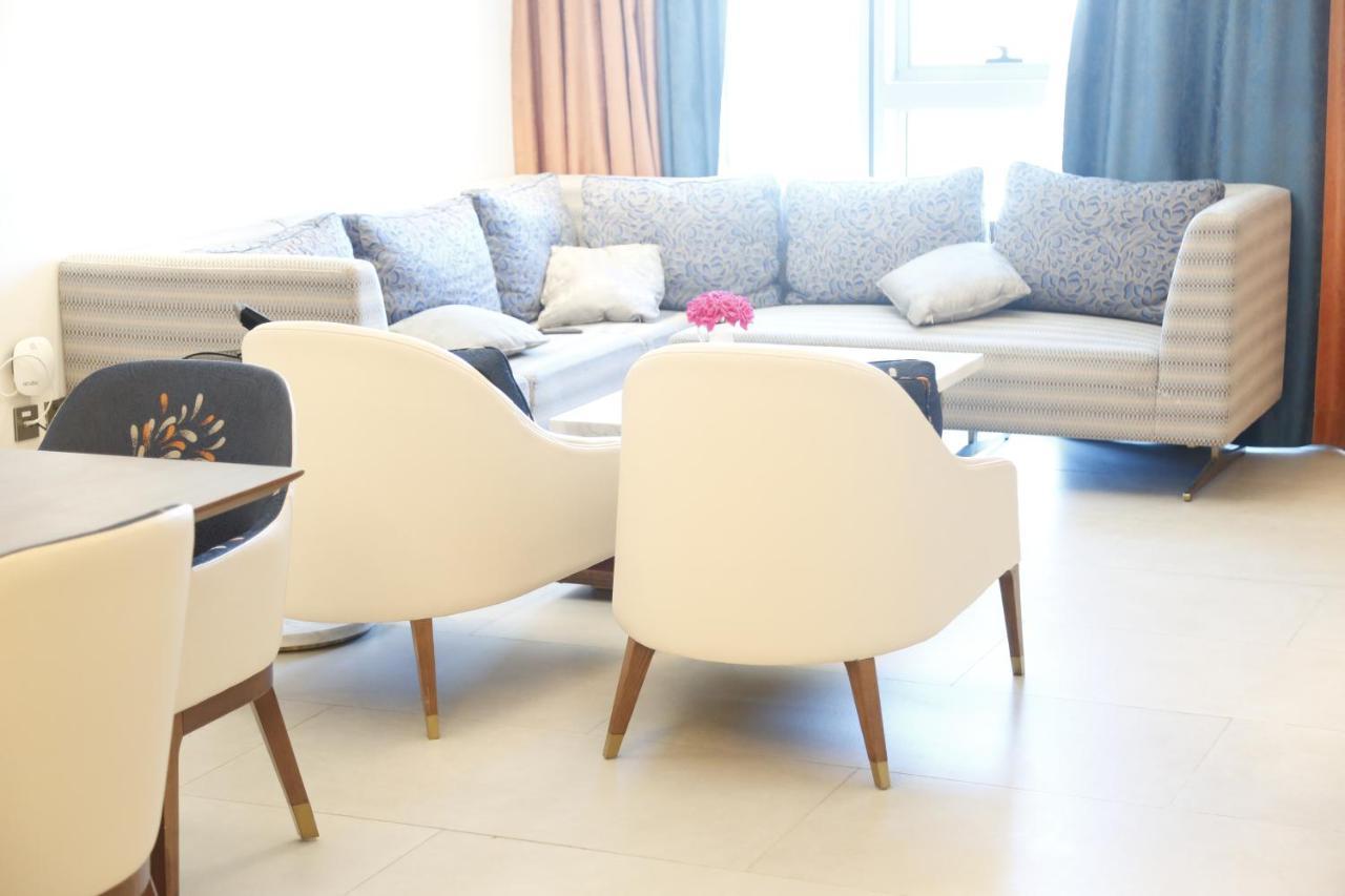 Waterfront Hotel Apartment Lusail Exterior photo A living room in a modern apartment